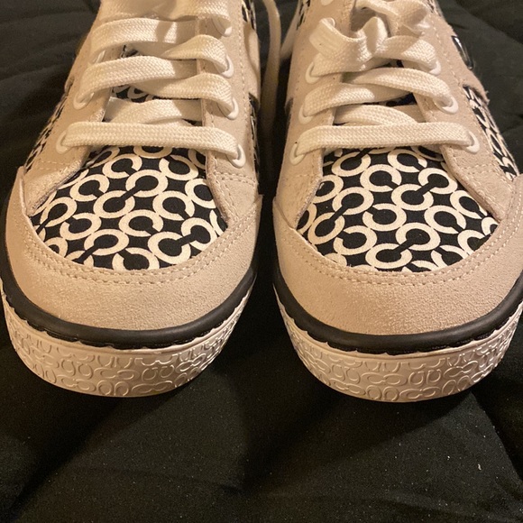 Coach tennis shoes blk/wht - Picture 5 of 9